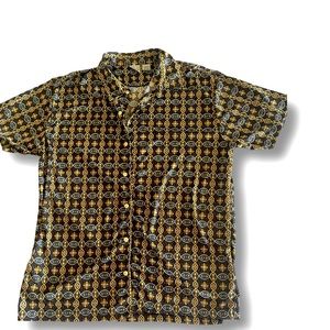 90’s gap button down shirt!